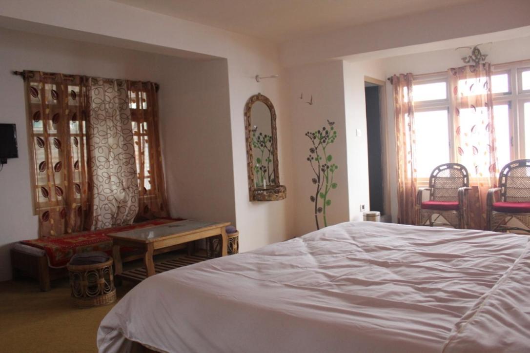 Hôtel The Ace Pine Valley à Pelling Extérieur photo