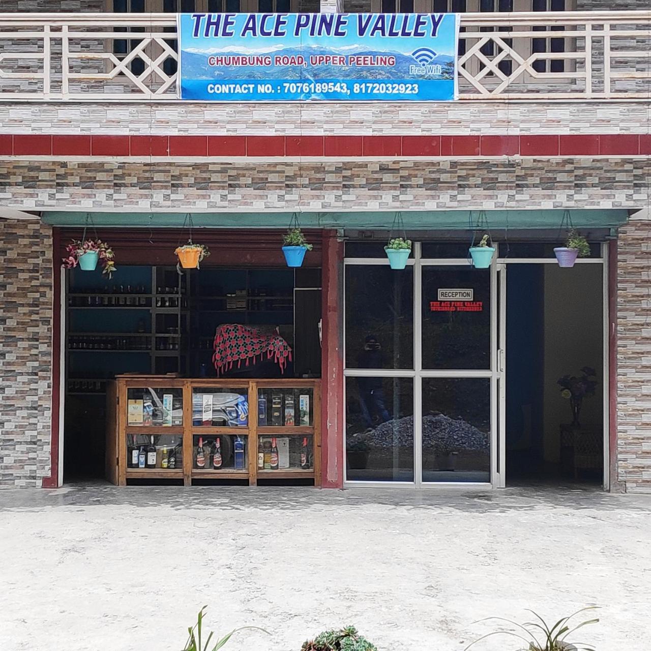 Hôtel The Ace Pine Valley à Pelling Extérieur photo